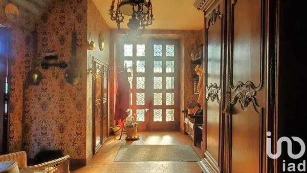 Maison 8 pièces de 190 m² à Neuvic (19160)