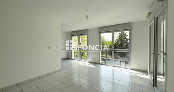 Location Appartement 3 pièces 59.75 m² - Villeurbanne 69100