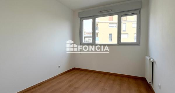 Location Appartement 3 pièces 59.75 m² - Villeurbanne 69100