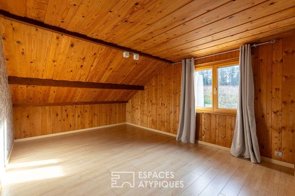 Chalet familial avec piscine dans son hameau