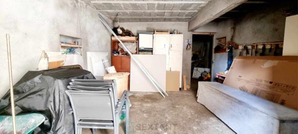 GRANGE EN PIERRES A ENTIEREMENT RENOVER