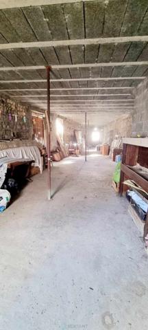 GRANGE EN PIERRES A ENTIEREMENT RENOVER