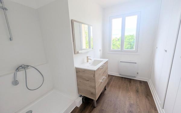 Maison à vendre    6 pièces •  Viriat