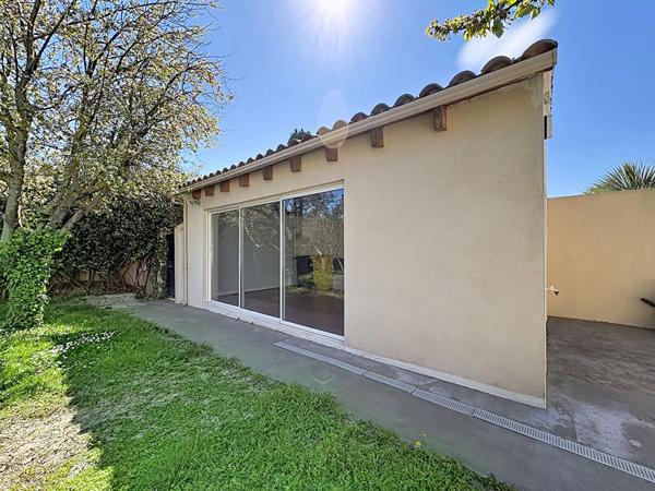 Maison PLAIN PIED Montfavet 5 pièces 157m² et 784m² de terrain