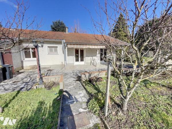 MIRIBEL (01) Les Echets Villa plain-pied 5 pièces 86m² terrain 999m²