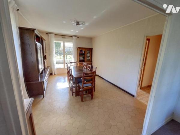 MIRIBEL (01) Les Echets Villa plain-pied 5 pièces 86m² terrain 999m²
