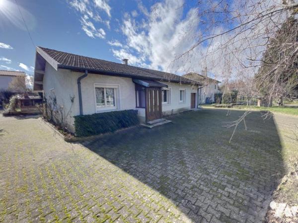MIRIBEL (01) Les Echets Villa plain-pied 5 pièces 86m² terrain 999m²