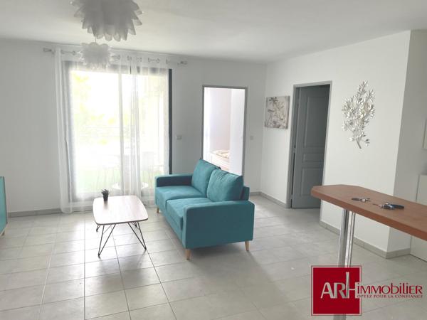 T2 Meublé longue durée St Denis Montgaillard