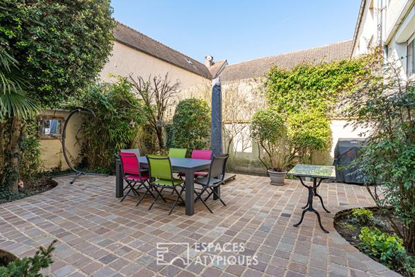 Charmante maison de ville avec cour pavée