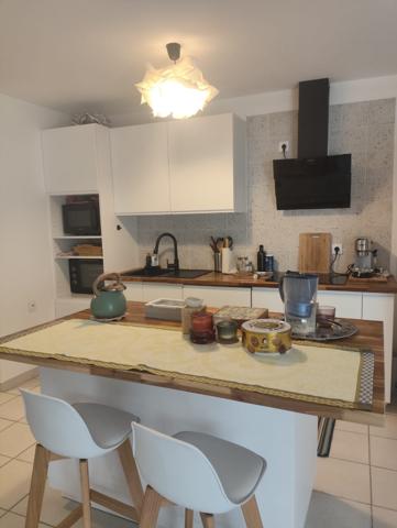 Montpellier (34000) À louer – T2 55 m² avec terrasse et parking – Port Marianne