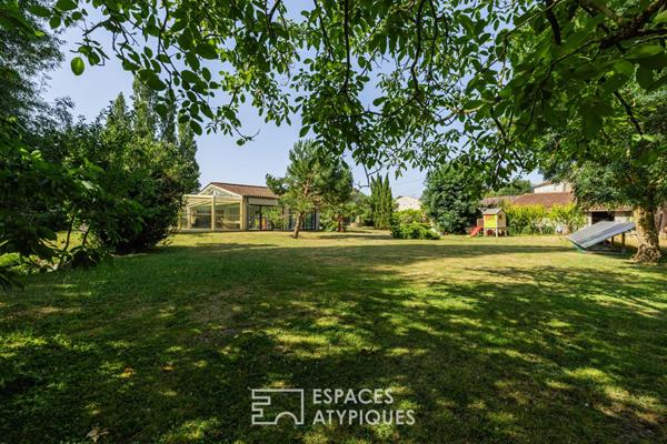 Maison de famille et son parc arboré