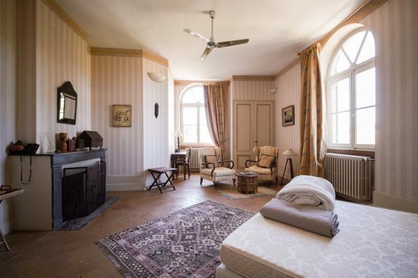 Propriete à vendre 14 pièces proche de MACON (71)