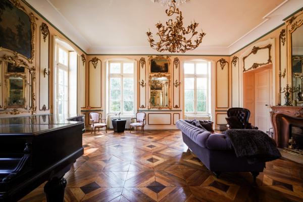 Propriete à vendre 14 pièces proche de MACON (71)