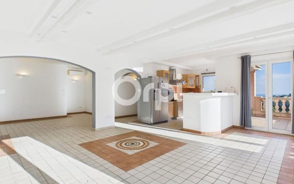 Maison à vendre    6 pièces • 172,58 m2 Mandelieu-la-Napoule