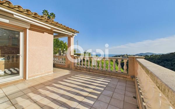 Maison à vendre    6 pièces • 172,58 m2 Mandelieu-la-Napoule