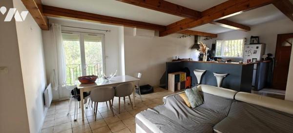 Magnifique Maison de 270 m2 avec piscine et vue mer, à 5 min du port.