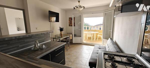 Magnifique Maison de 270 m2 avec piscine et vue mer, à 5 min du port.