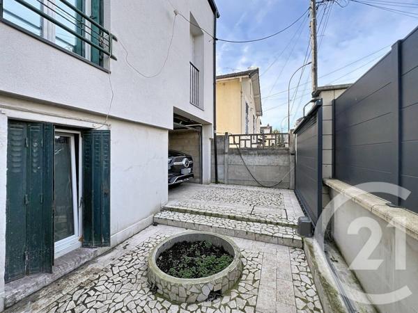 Maison à vendre  9 pièces - 220,69 m2 VILLENEUVE ST GEORGES - 94