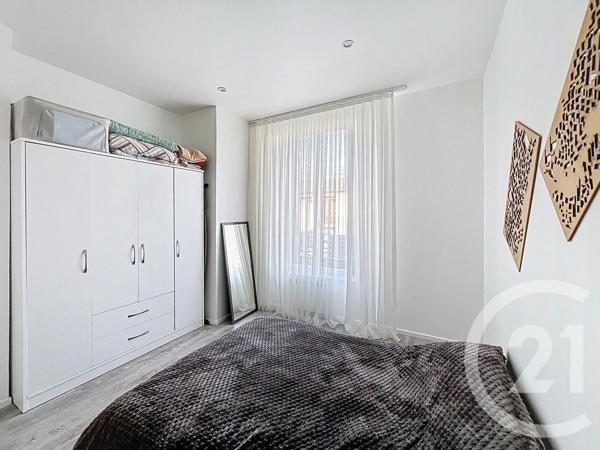 Maison à vendre  9 pièces - 220,69 m2 VILLENEUVE ST GEORGES - 94