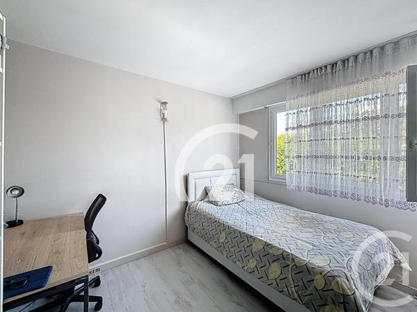 Appartement F4 à vendre  4 pièces - 71,76 m2 VILLIERS LE BEL - 95