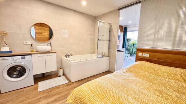 APPARTEMENT TYPE 2 ATYPIQUE !