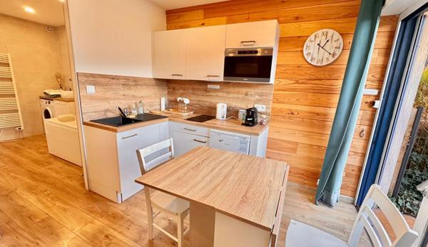 APPARTEMENT TYPE 2 ATYPIQUE !