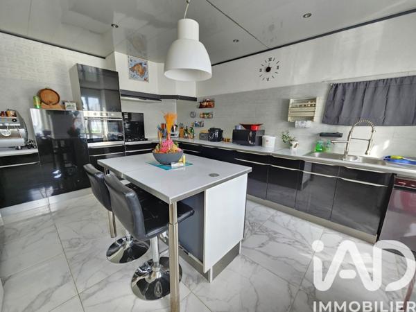 Maison à vendre 5 pièces 150 m² Aix-Villemaur-Pâlis