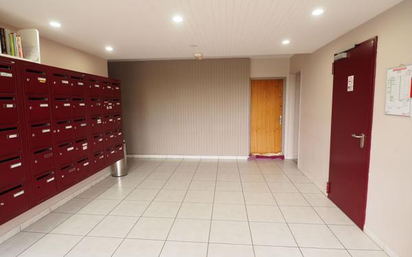 Appartement à vendre    2 pièces •  Laon