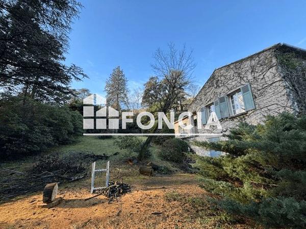 À vendre Maison 7 pièces 122 m² - Villeneuve-lès-avignon 30400