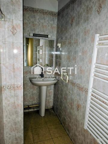 DERNIER ETAGE - T3 Bis - avec travaux