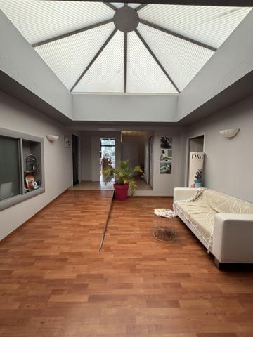 LOCAL + FOND DE COMMERCE +270 M²