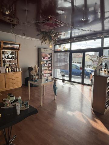 LOCAL + FOND DE COMMERCE +270 M²