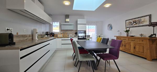 Vente Maison114 m² - 4 Pièces - VAUX SUR MER (17640)