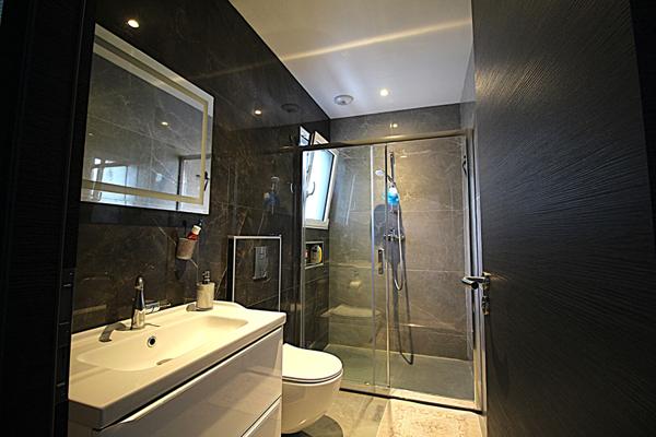 ORMES - 5 min de REIMS - Maison contemporaine de 2023 - 4 chambres - sous-sol