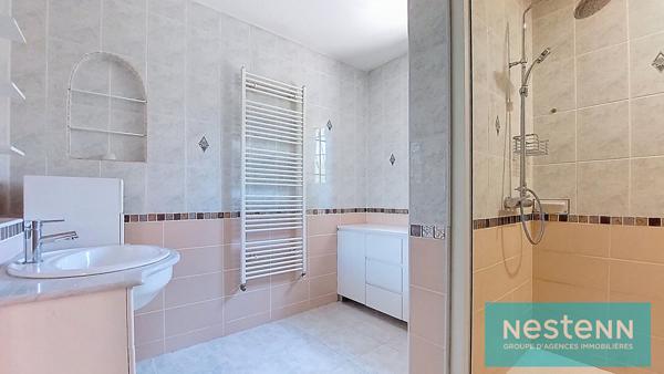 ISTRES, Maison de plain-pied, 98m², Type 4, 3 chambres, deux terrasses, jardin et double garage