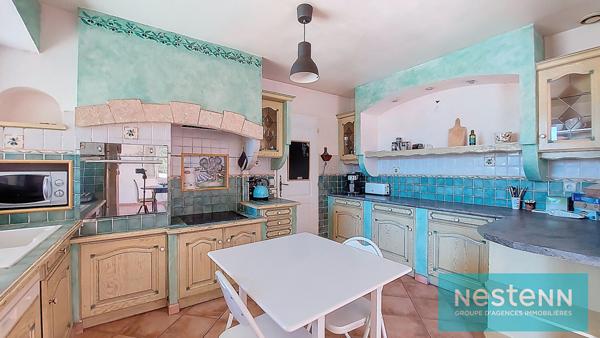 ISTRES, Maison de plain-pied, 98m², Type 4, 3 chambres, deux terrasses, jardin et double garage