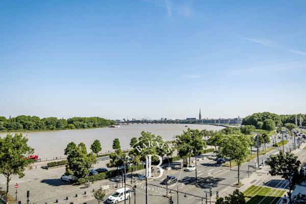 Bordeaux, Appartement 3 Chambres -  109 m² à vendre