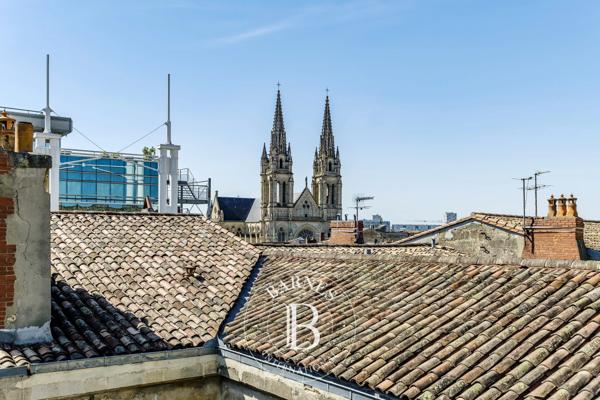 Bordeaux, Appartement 3 Chambres -  109 m² à vendre