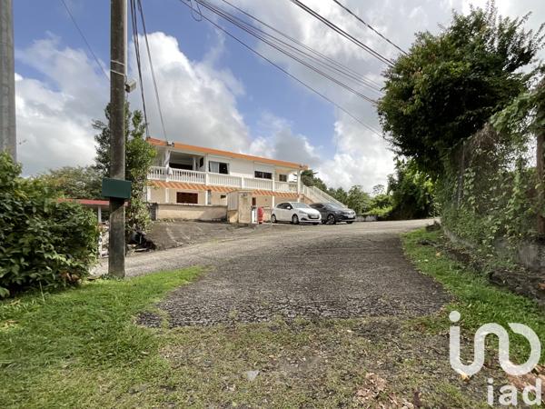 Immeuble à vendre 730 m² Le Lamentin