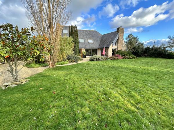 Maison 9 pièces - 270 m²