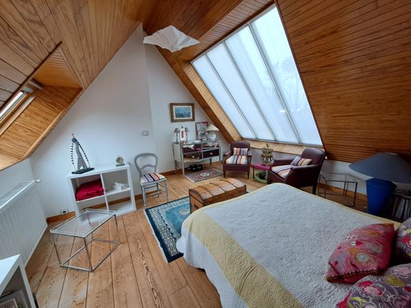 Maison 9 pièces - 270 m²