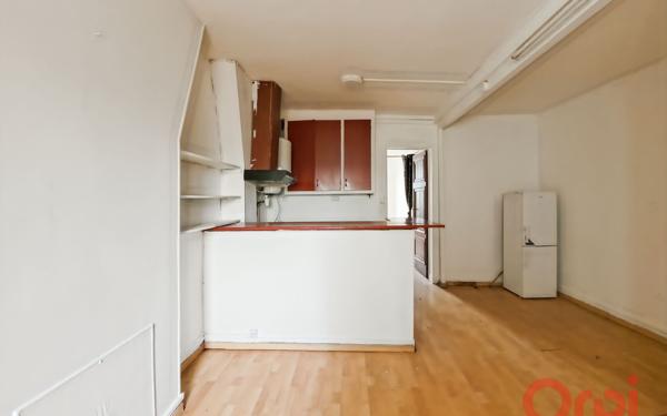 Appartement à vendre    2 pièces •  Saint-Denis