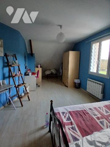Pavillon familial tout confort sur sous-sol et 2 hectares de terrain