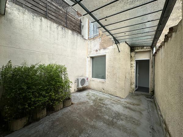 LOCAL COMMERCIAL - MADELEINE