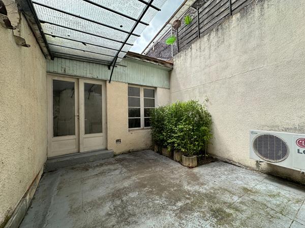 LOCAL COMMERCIAL - MADELEINE