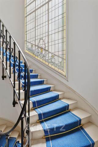 Élégant duplex avec balcon, au calme, à Passy