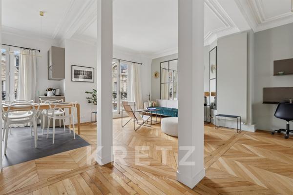 Élégant duplex avec balcon, au calme, à Passy