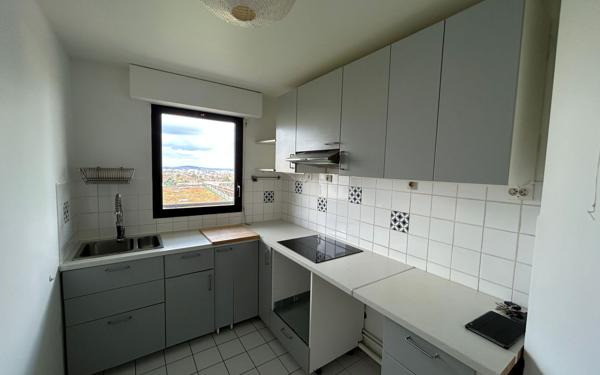 Appartement à louer    2 pièces • 48,21 m2 Châtillon