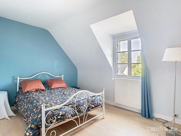 Maison à vendre 7 pièces SAINT CYR SUR LOIRE (37) 6 chambres, vie de plain pied, piscine