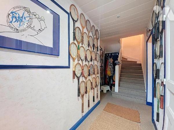 Charmante maison de ville en copropriété à Quimper sur 3 niveaux.

Découvrez cette agréable mai...